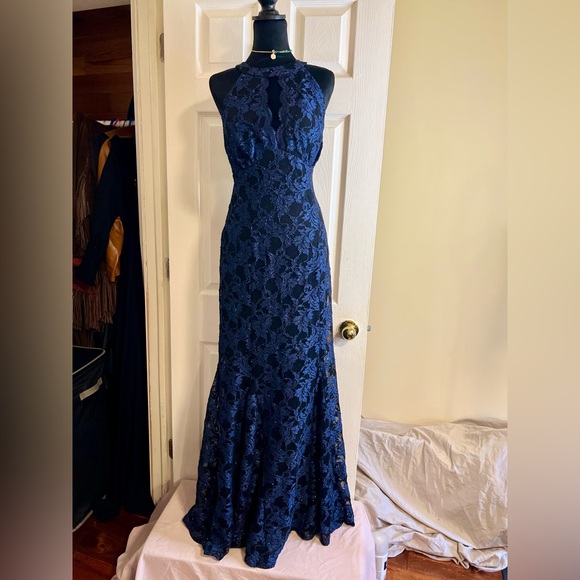 Women’s NIGHTWAY Sparkle Lace Appliqué Metallic Navy Blue Mermaid Maxi Dress 14 - Picture 1 of 12